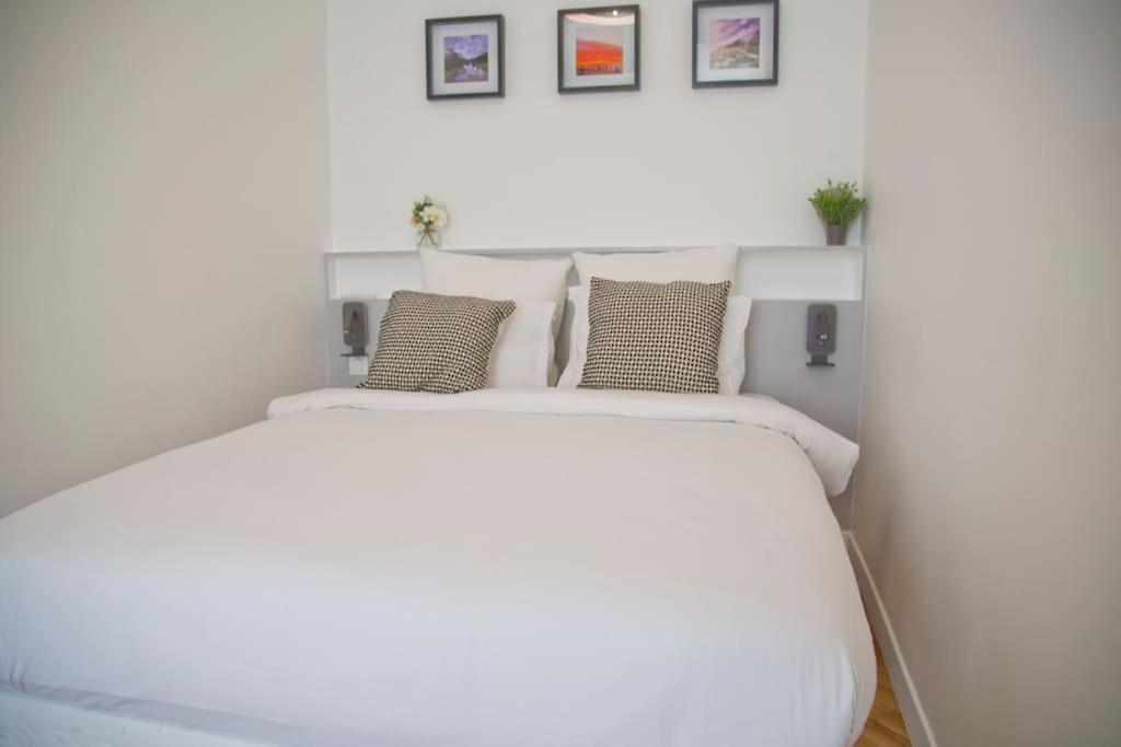 Fully Renovated Historic Apt In Heart Mouffetard Paris Exterior photo